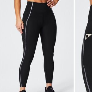 Fabletics Oasis PureLuxe High-Waisted 7/8 Legging